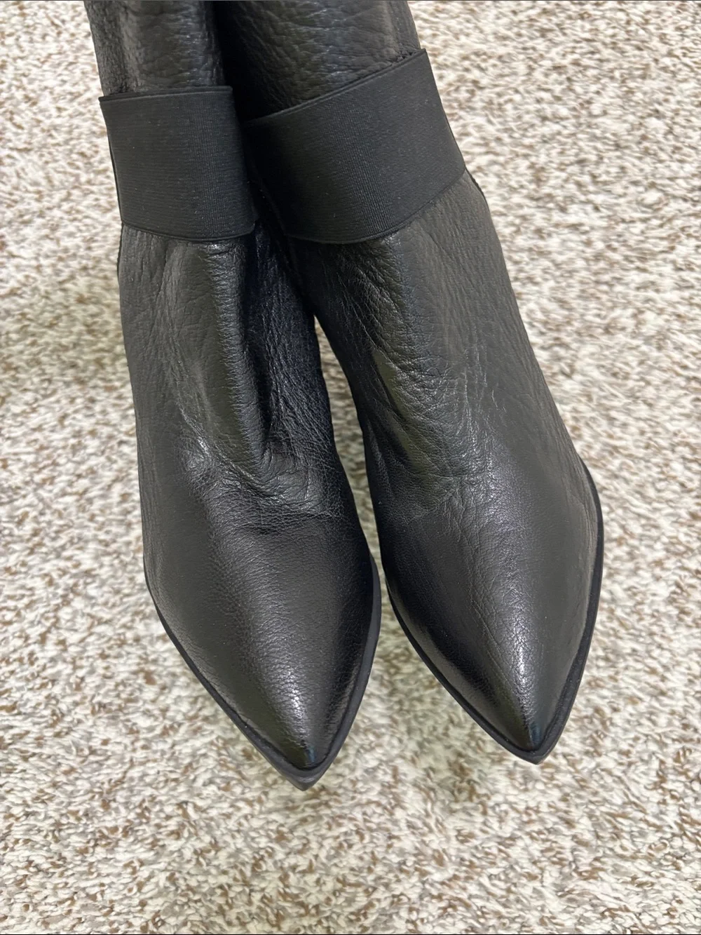 Scarpedarte black leather ankle boots 8.5